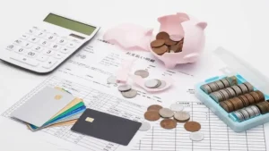 引き落とし不足で間に合わない！当日入金は何時まで？カード別の再引落と延滞ペナルティ